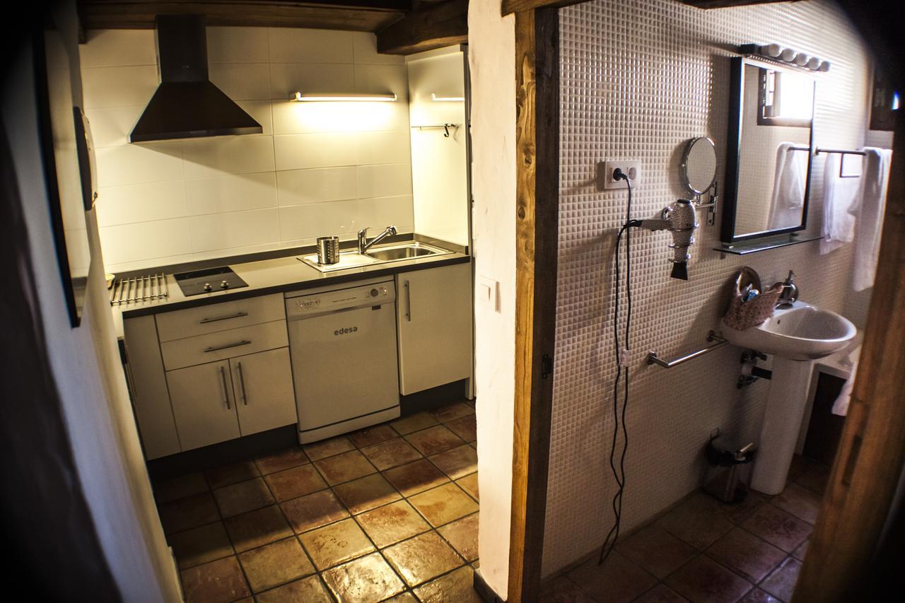 Apartamentos Rurales Spa Casa De Los Escudos Valverde de la Vera エクステリア 写真